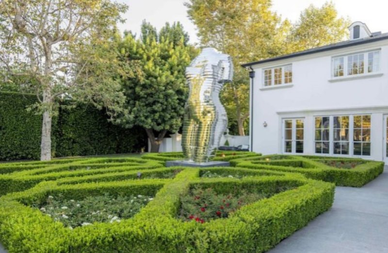 Sean "P. Diddy" Lists His Los Angeles Mansion for $61.5 Million: Is It a Bargain or a Toxic Asset?